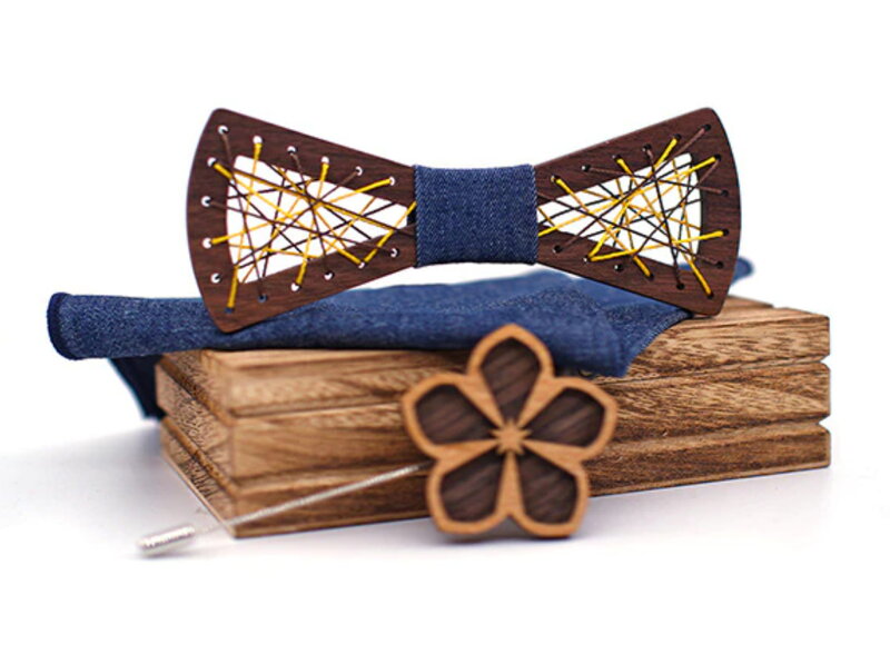 Wooden bow tie with handkerchiefs and wooden brooch Gaira 709225